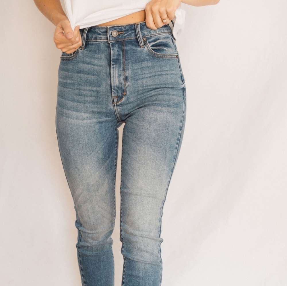 CJLA Landon Jeans Size 11